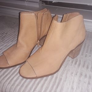 Lucky Brand Kasima Leather Peep toe bootie